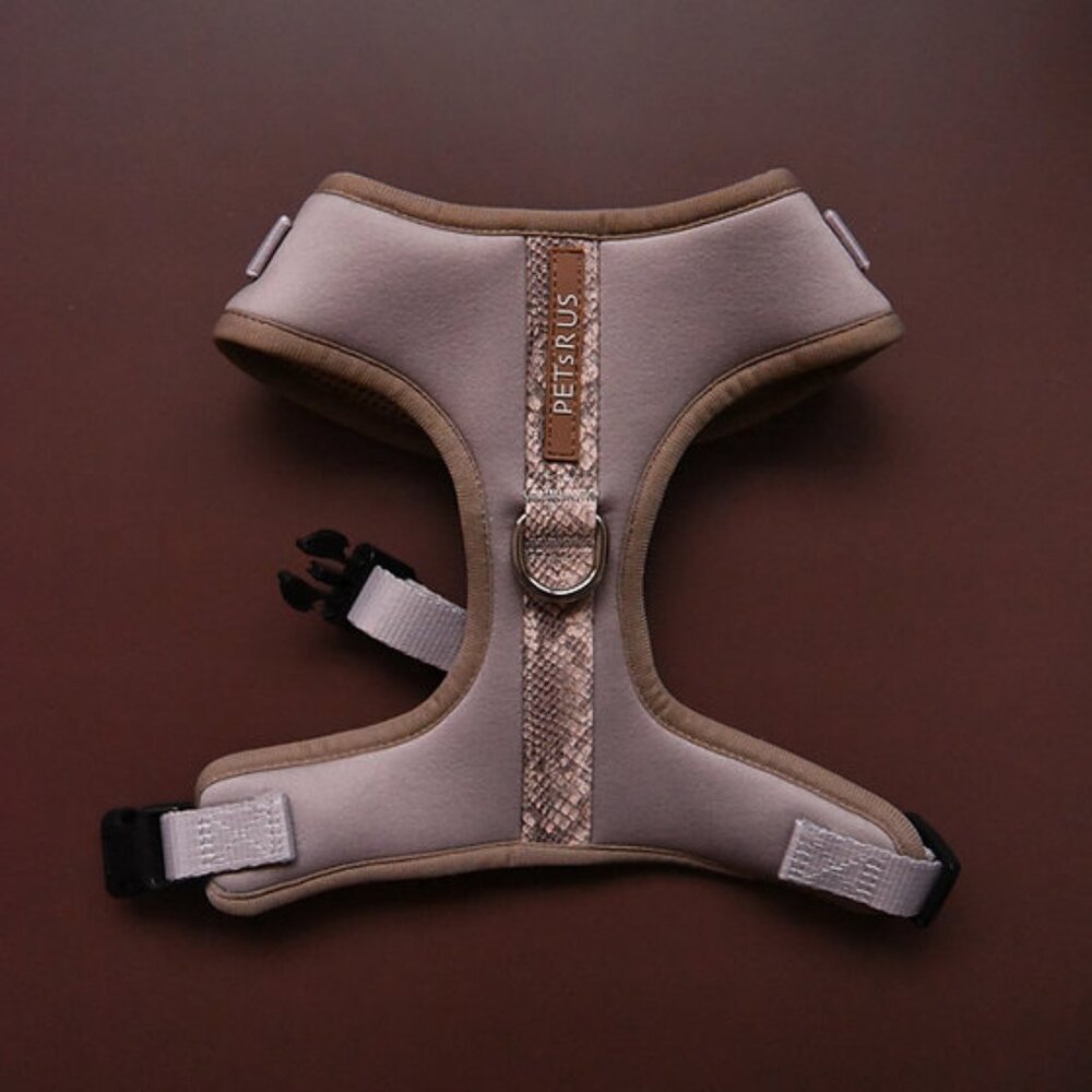 PETsRUS Premium No Pull Dog Harness 2 Leash Clips Brown Snake Leather Neoprene